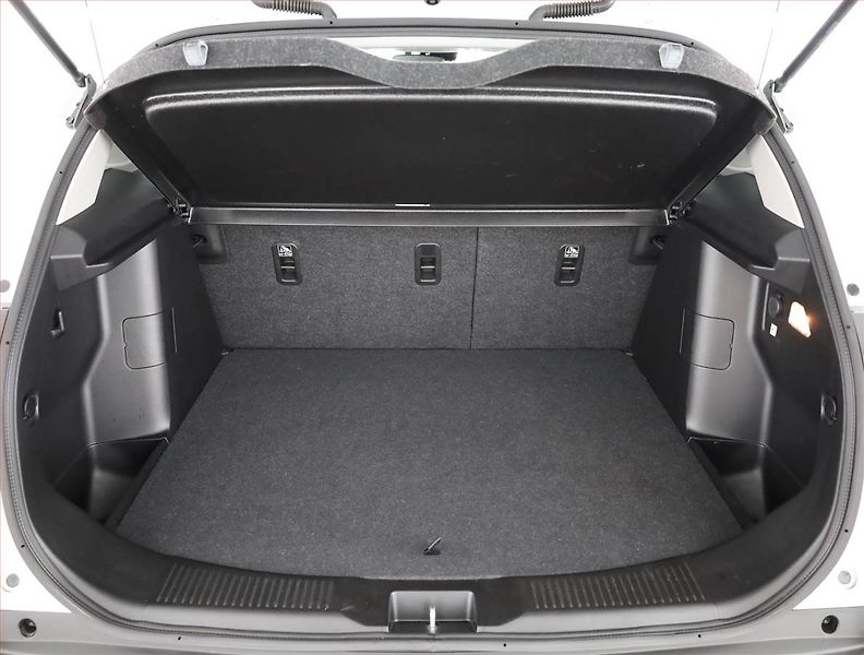 Suzuki SX4 S-Cross (2022) 1.4 BoosterJet - fotka 18 z 19