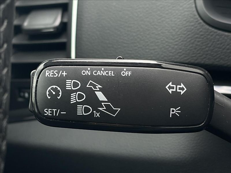Škoda Karoq 2,0 TDI 4x4 DSG Style Plus LED - fotka 14 z 25