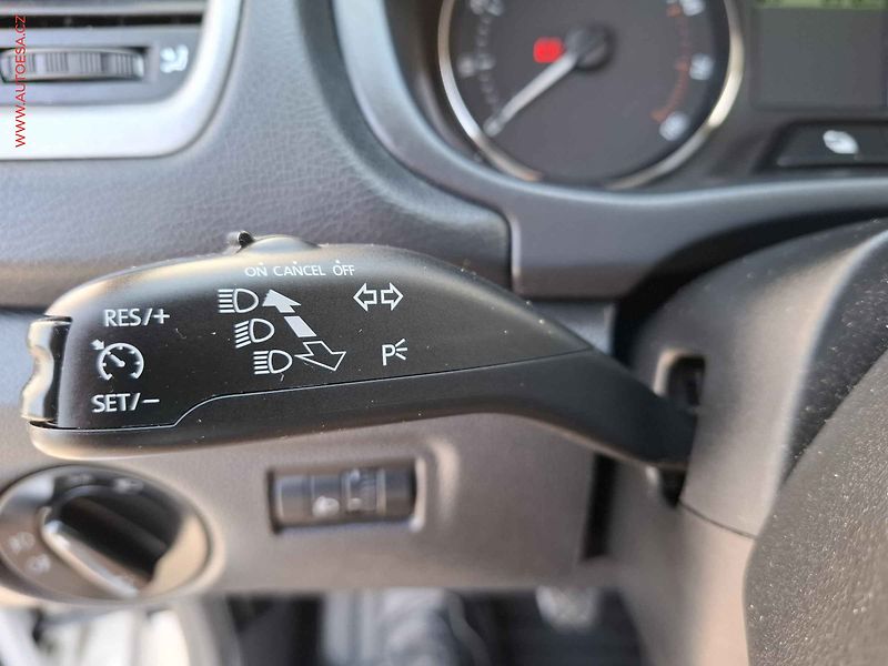 Škoda Fabia (2013) 1.2 TSi, Style, +kola - fotka 15 z 20