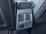 Renault Captur (2020) INTENS 1,3TCe 130k - náhled 17