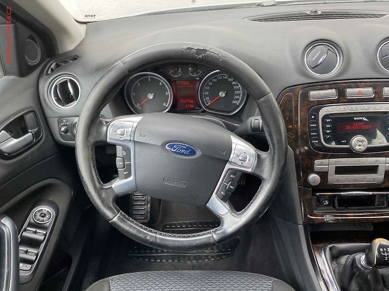 Ford Mondeo (2009) 2.0TDCi - fotka 11 z 13