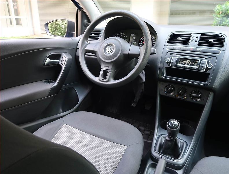 Volkswagen Polo (2013) 1.2 12V, Serv.kniha, nová STK - fotka 7 z 14