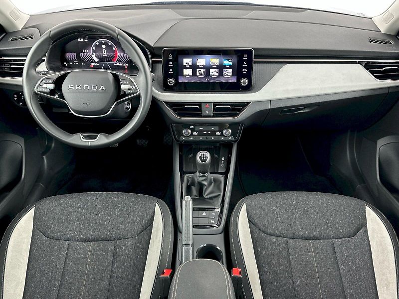 Škoda Scala (2025) 1.0TSI 85kW Top Selection - fotka 5 z 32