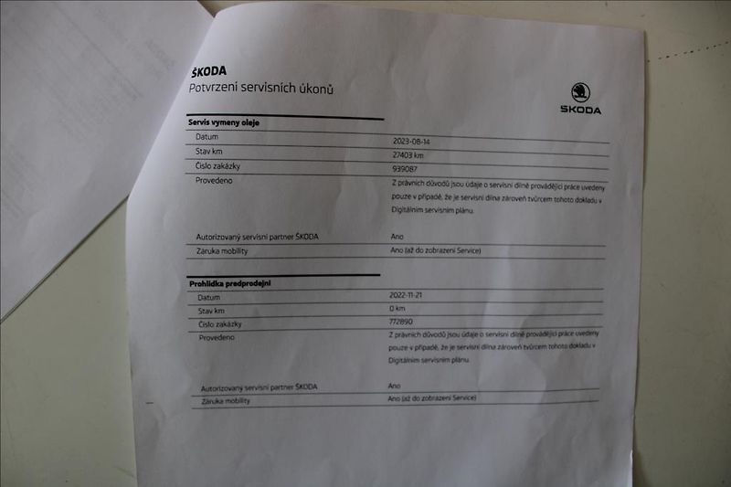 Škoda Karoq 2,0 TDi  DPH, ČR, SERVISKA - fotka 31 z 33