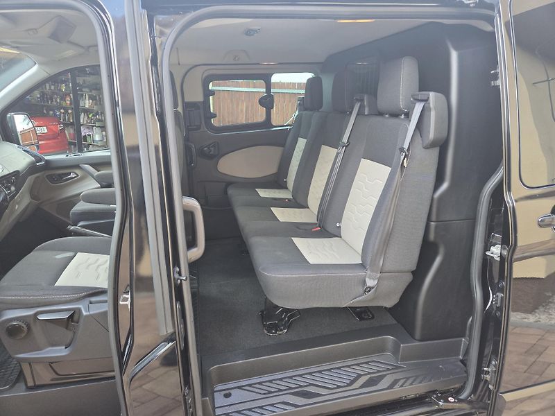 Ford Transit Custom 2.2 TDCi 114kW  5míst  - fotka 18 z 54