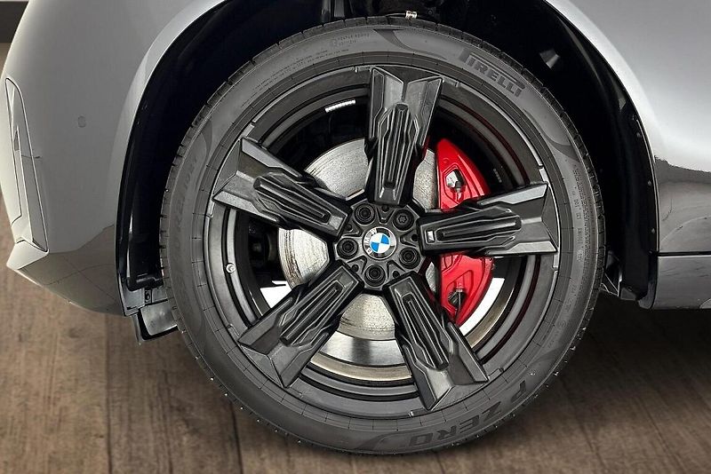 BMW X3 M50 xDrive - fotka 26 z 26