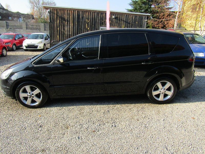 Ford S-MAX (2008) 1.8 TDCi 92kW  7 MÍST - fotka 3 z 35
