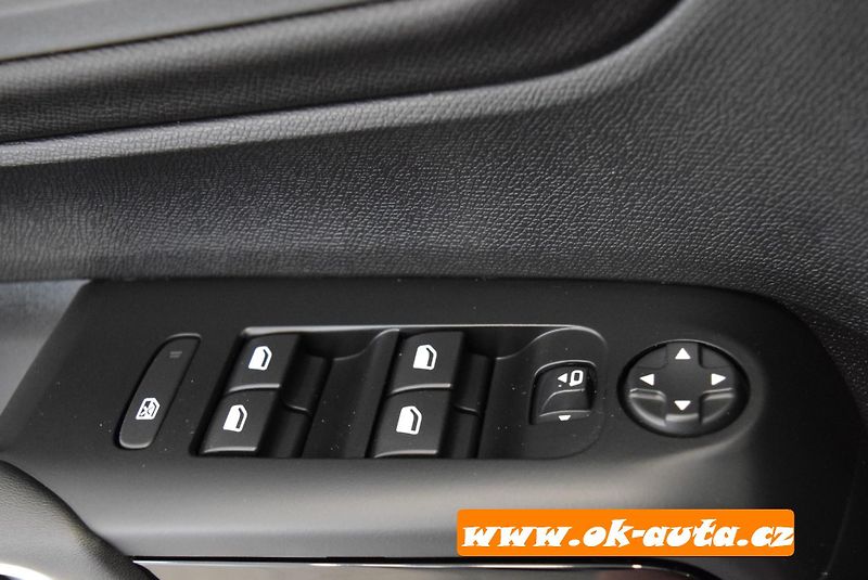 Citroën C5 Aircross 1.5 BHDI FEEL BVA8 96 kW - fotka 38 z 65