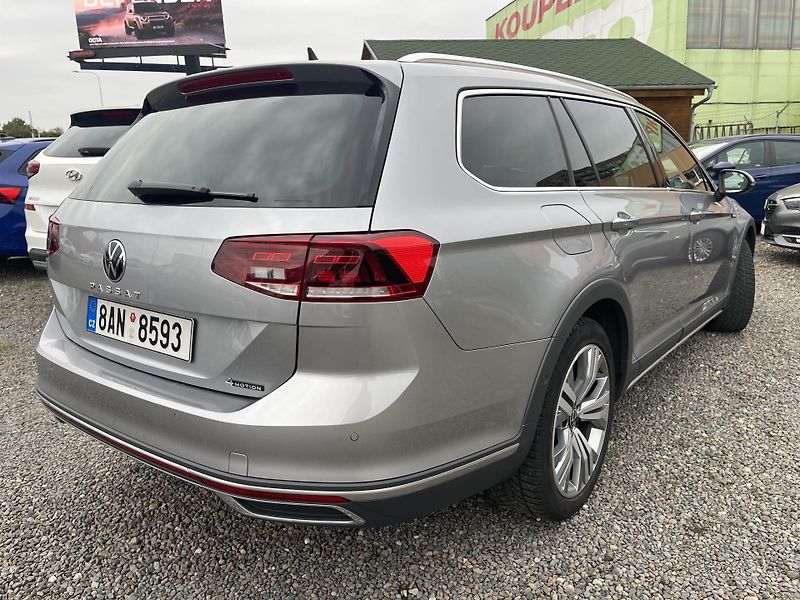 Volkswagen Passat Variant 2.0TDi Alltrack DSG 4x4 DPH ČR - fotka 10 z 42