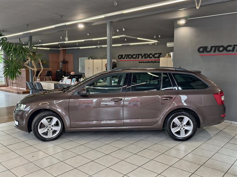 Škoda Octavia 1.4 TSi 110kW, PDC, TEMPOMAT  - fotka 4 z 22