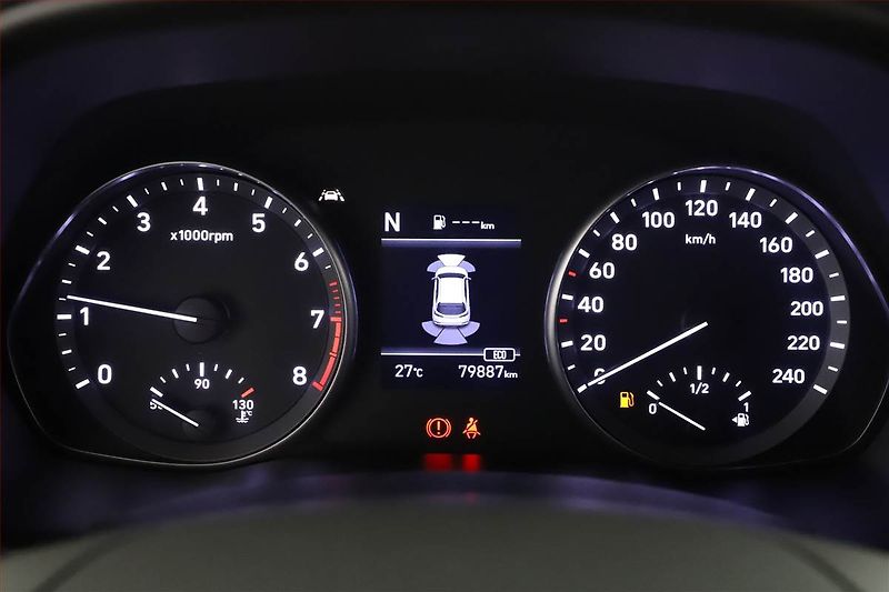 Hyundai i30 (2021) Smart 1.5 T-GDI MHEV, ČR,1.maj - fotka 9 z 14