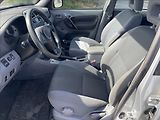 Toyota RAV4 2,0 D-4D 85kw Klima 4x4 po STK - náhled 7