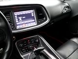 Dodge Challenger 5,7 V8 HEMI 277KW Aut.klima - náhled 20