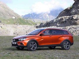 Lada Vesta Cross.