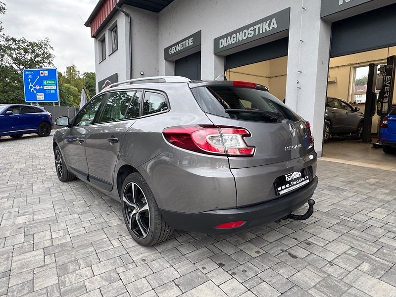Renault Mégane (2011) 1.6 16V - fotka 7 z 29