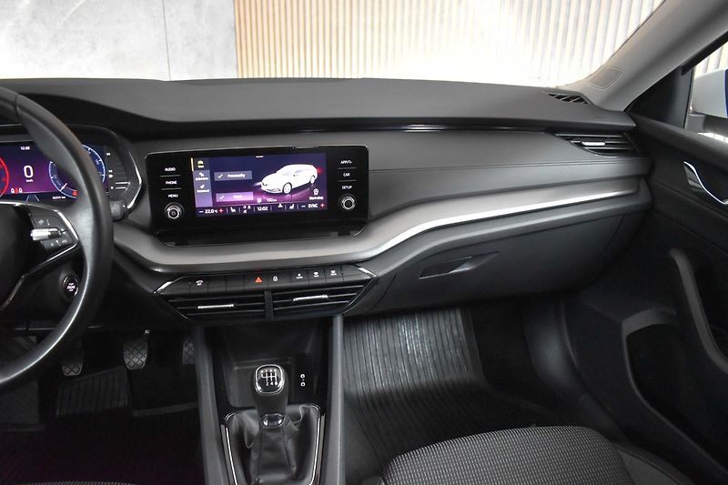 Škoda Octavia 2.0 TDI 110kW AMBITION+*ČR*1.M - fotka 10 z 36