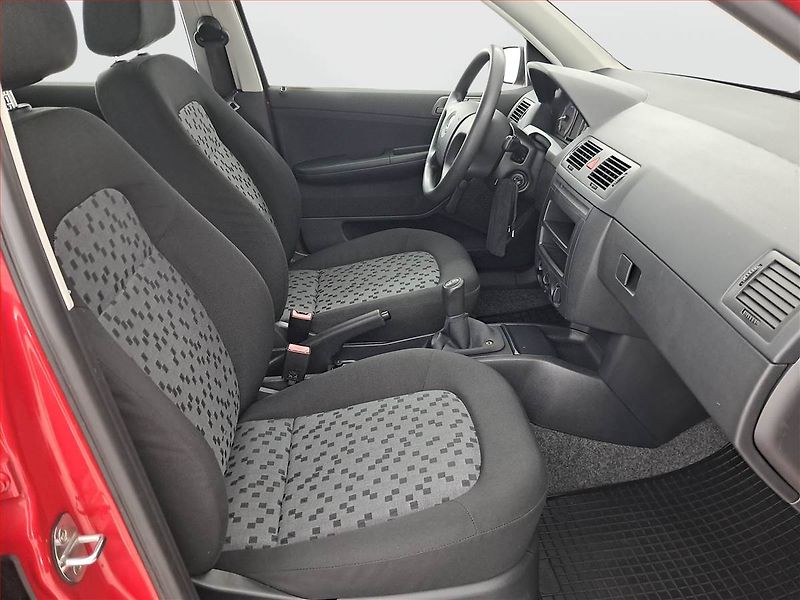 Škoda Fabia (2006) 1.2, po STK, levný provoz - fotka 9 z 14