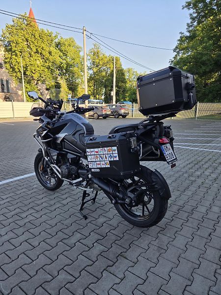 Triumph Tiger 1200 GT (2022) Explorer SLEVA 259 000,- - fotka 5 z 14