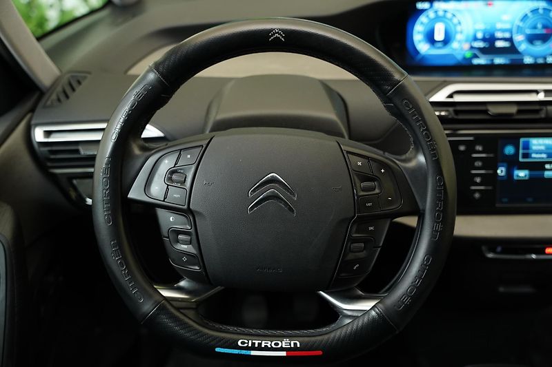 Citroën C4 Picasso - fotka 16 z 23