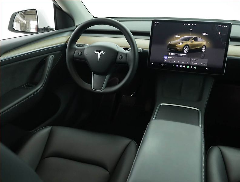 Tesla Model Y (2022) Long Range AWD 79kWh, SoH 92% - fotka 7 z 21