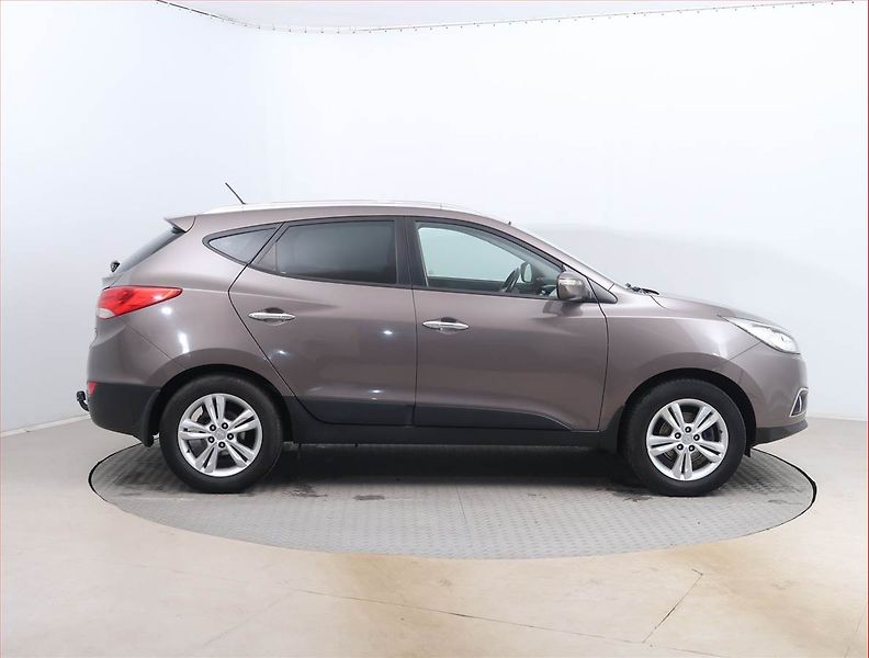 Hyundai ix35 (2013) 1.6 GDI, Tempomat - fotka 6 z 14
