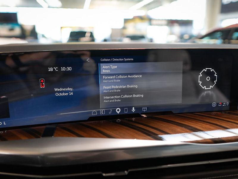 Cadillac Escalade (2026) 6.2 ESV Sport Platinum 2026 - fotka 36 z 50