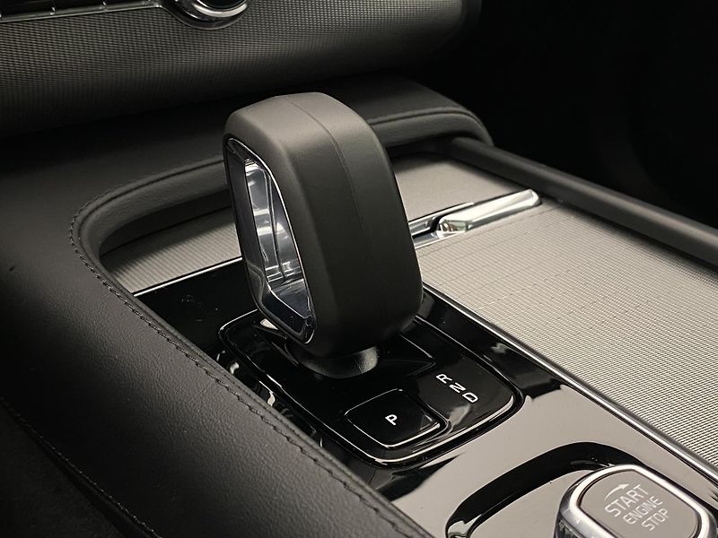 Volvo XC90 B5 AWD BRIGHT PLUS AUT 7míst - fotka 27 z 62