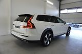 Volvo V60 (2019) CROSS COUNTRY 2,0 D4 AWD AUT. - náhled 4