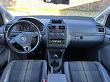 Volkswagen Touran (2012) - náhled 18