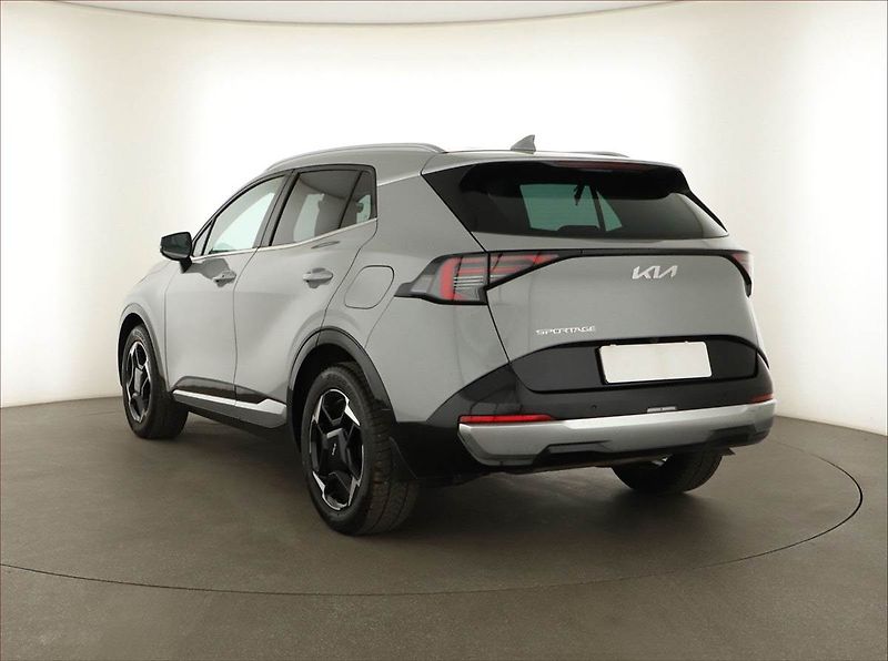 Kia Sportage (2025) 1.6 T-GDI, ACC, Výhřev, Navi - fotka 4 z 20