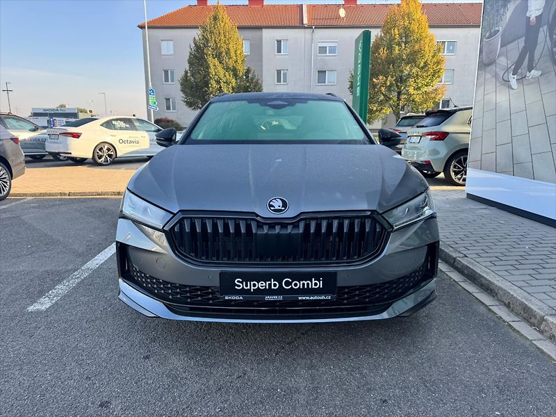 Škoda Superb (2026) 1,5 TSI iV 150 kW  Sportline - fotka 2 z 11