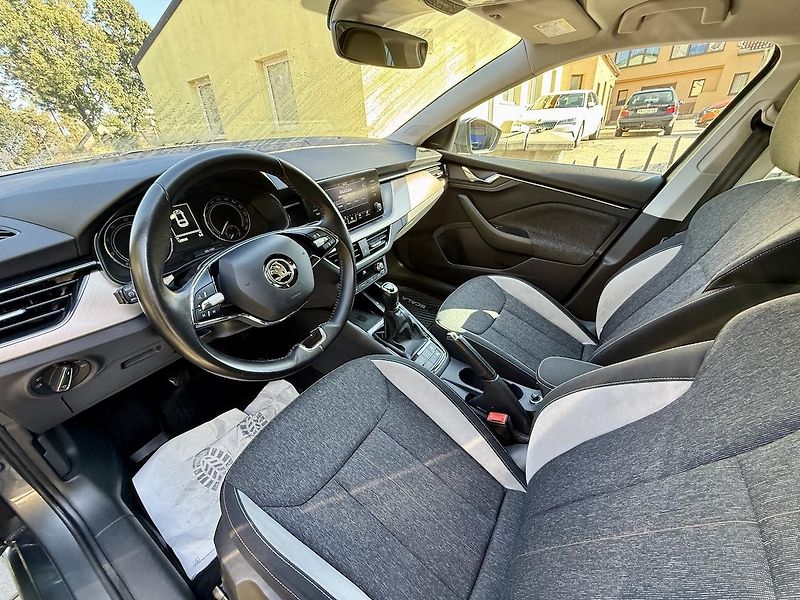 Škoda Scala (2022) 1.5TSi 110kW STYLE Kamera ČR  - fotka 8 z 16