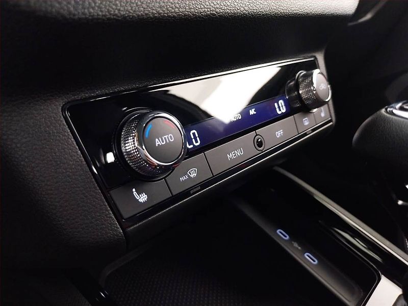 Škoda Kamiq (2022) Monte Carlo 1.5 TSI - fotka 17 z 25