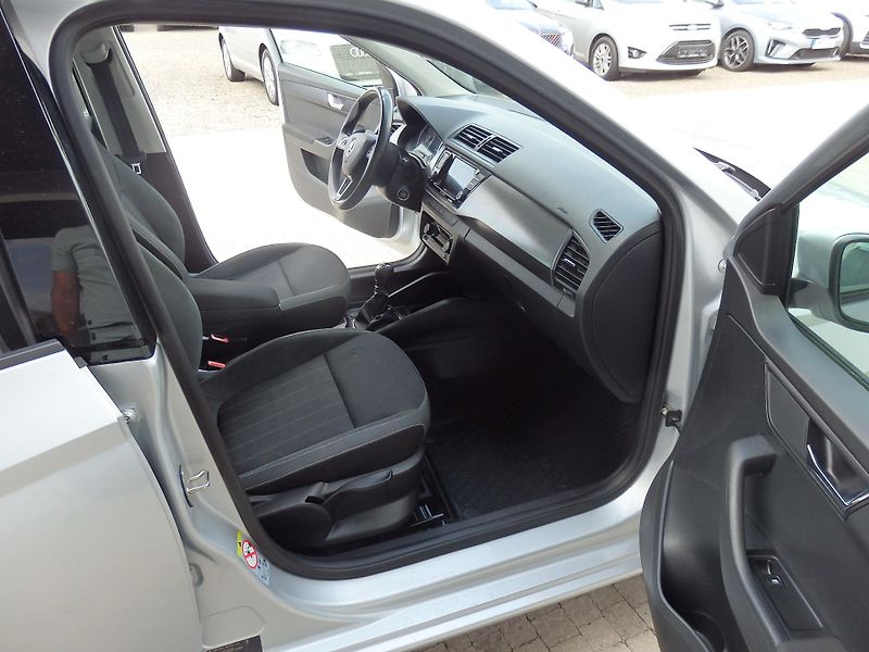 Škoda Fabia COMBI 1,0 DIGI KLIMA,SERVIS KN - fotka 12 z 16