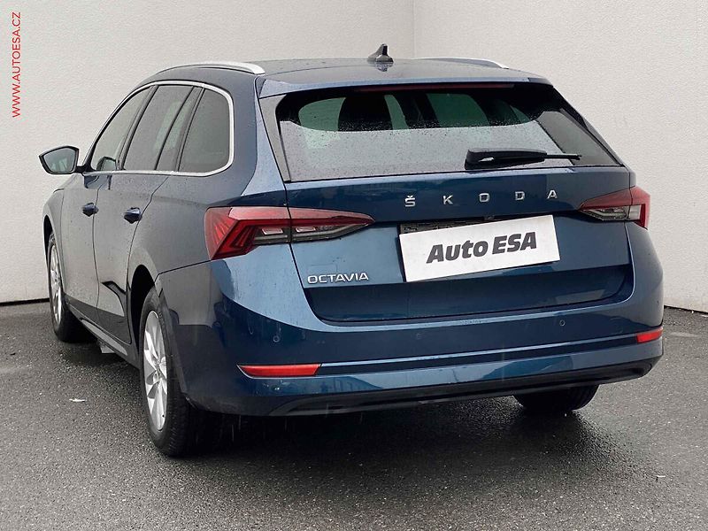 Škoda Octavia (2021) 2.0 TDi, Ambition, DSG - fotka 6 z 21