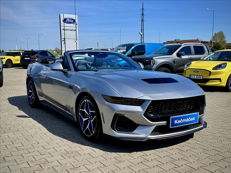 Ford Mustang 5,0 V8 328kW GT California AUT - fotka 7 z 51
