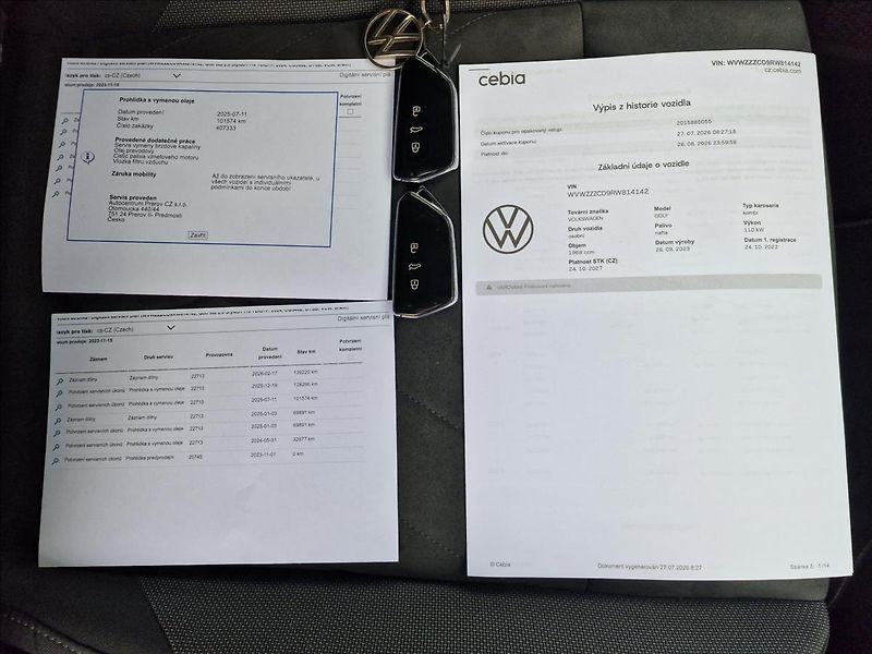 Volkswagen Golf 2.0TDI 110kW DSG Style, 1.Maj - fotka 47 z 50
