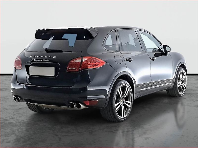 Porsche Cayenne (2010) Turbo - fotka 5 z 23