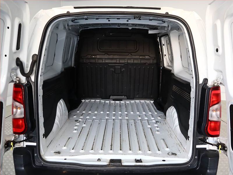 Opel Combo (2020) Maxi 1.5 CDTI, ČR, DPH - fotka 10 z 12