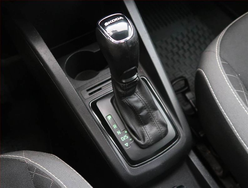 Škoda Fabia (2019) Ambition 1.0 TSI, Automat - fotka 12 z 15