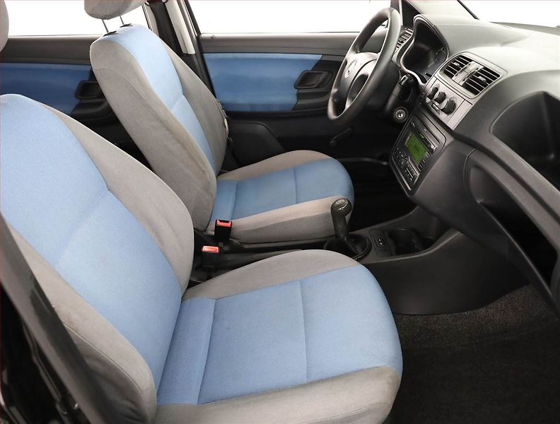 Škoda Fabia (2007) 1.2, nová STK, v provozu - fotka 7 z 12