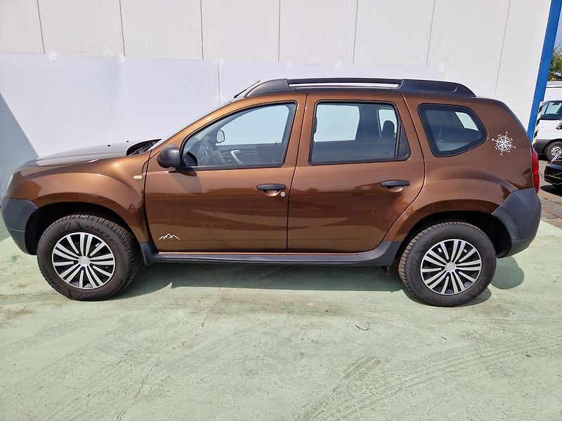 Dacia Duster 1.5dCi, 66kW, Klima, Tažné - fotka 6 z 28