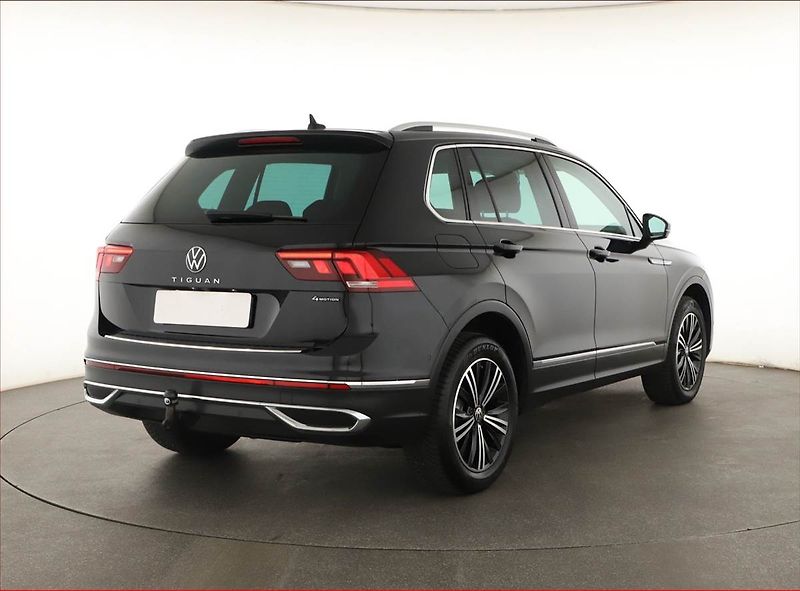 Volkswagen Tiguan (2021) 2.0 TDI - fotka 5 z 22