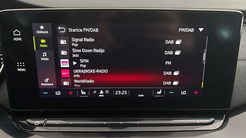 Škoda Octavia 2.0 TDI DSG Sportline - fotka 11 z 29