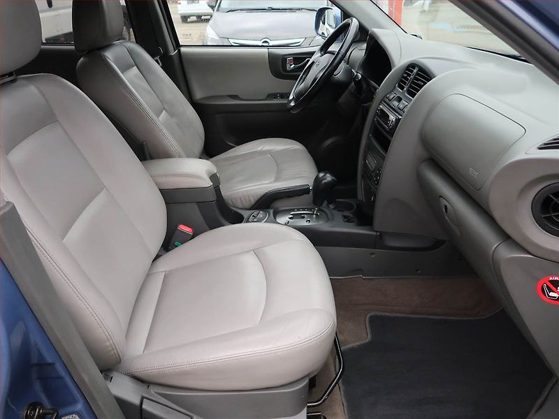 Hyundai Santa Fe (2005) Premium 2.0 CRDi, 4X4 - fotka 9 z 18
