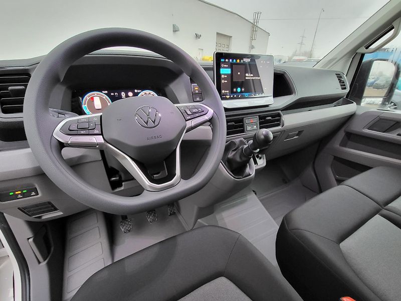 Volkswagen Crafter (2026) 35 103KW 6G FWD DR- 10km - fotka 5 z 32