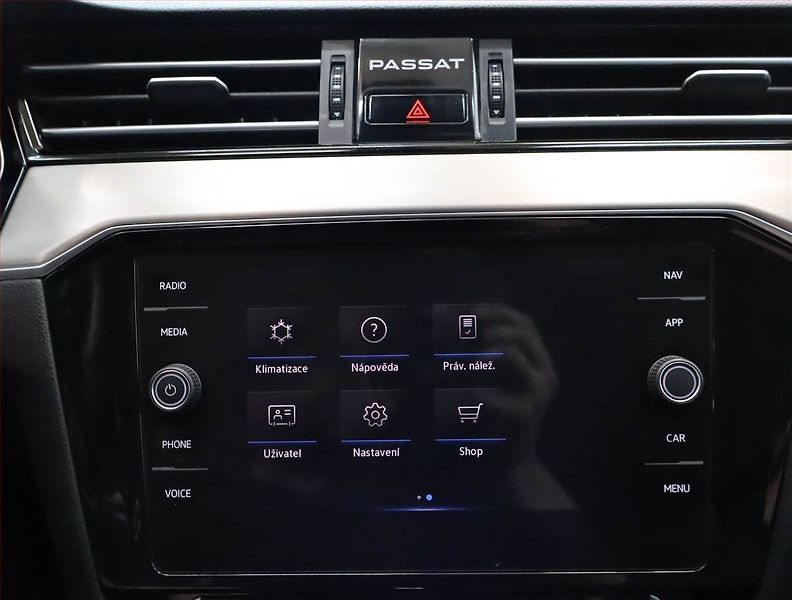 Volkswagen Passat (2019) Alltrack 2.0 TDI - fotka 18 z 26