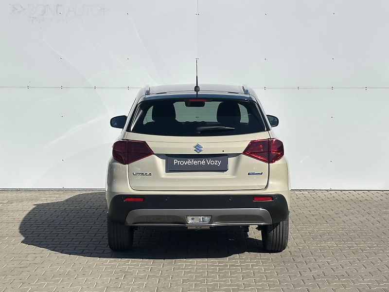 Suzuki Vitara 1,4 BoosterJet Premium AllGrip - fotka 9 z 25