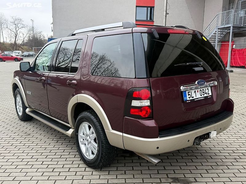 Ford Explorer (2006) 4.0 V6i+LPG, 152kw 4x4 7míst - fotka 3 z 23