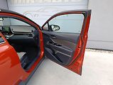 Toyota C-HR 2.0HEV PREMIERE ČR 1.MAJITEL - náhled 30